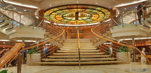 P&O Oceana Cruise Ship Atrium #atrium #stunningatrium #artwork #beatifulatrium #heartoftheship #piano #dancing