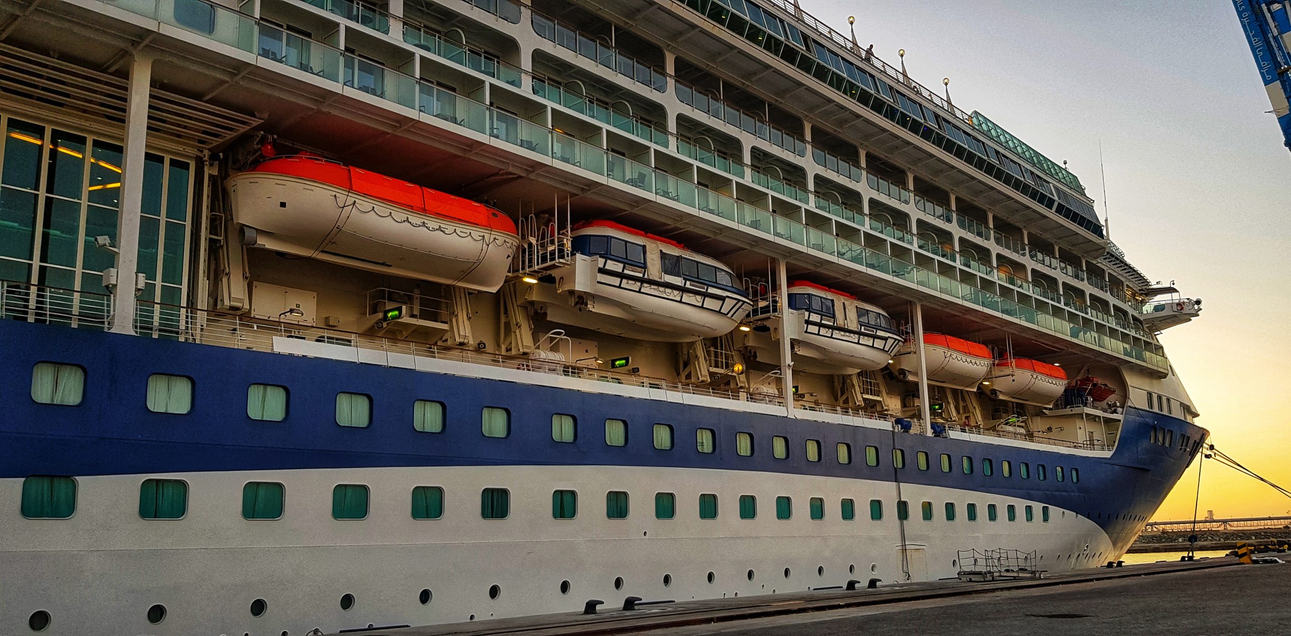 celebrity cruises laundry room