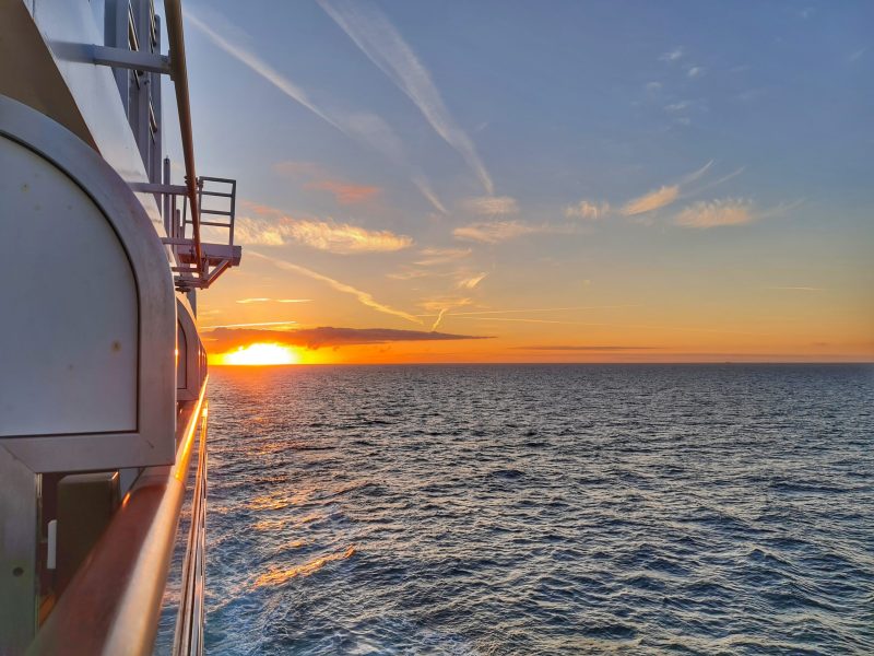 Queen Elizabeth Cruise Ship Sunrise