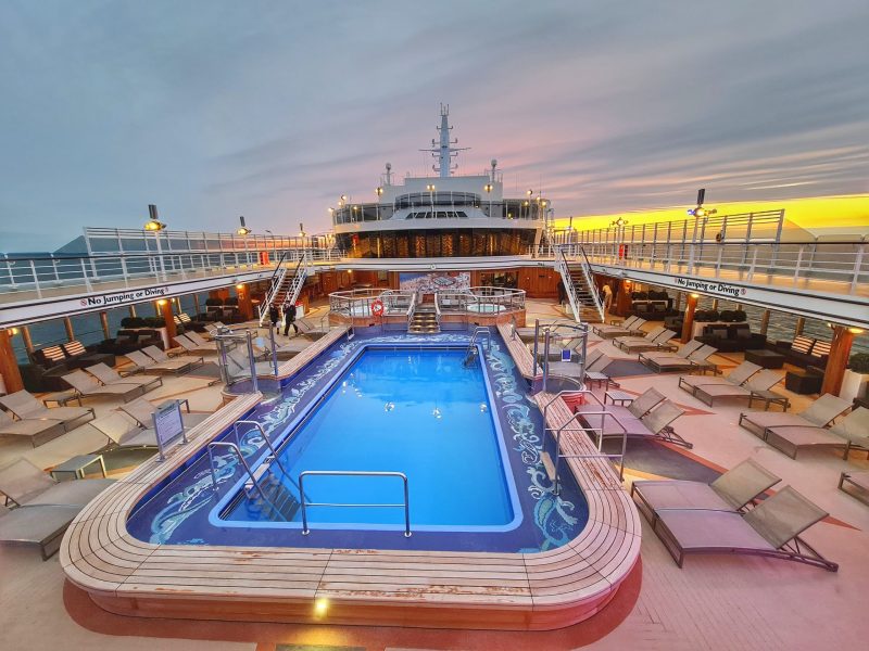 Sunset Cunard Queen Elizabeth Cruise Ship