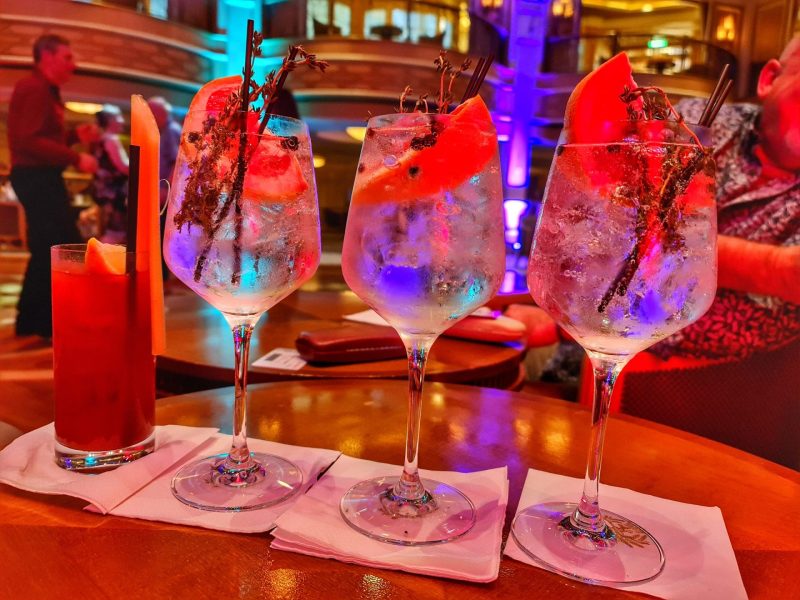 Cunard bar drinks Prices and drinks package gins