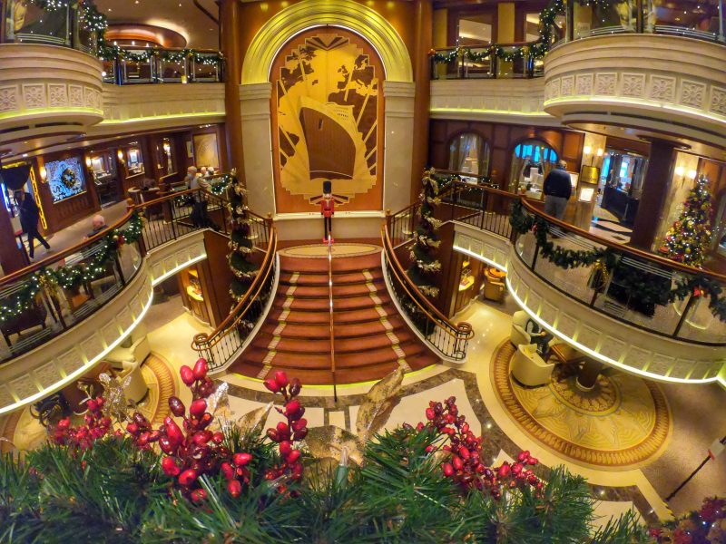 Cunard Queen Elizabeth Cruise Ship Christmas Decorations