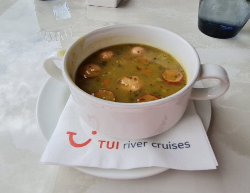 lunch pea soup TUI Isla cruise ship
